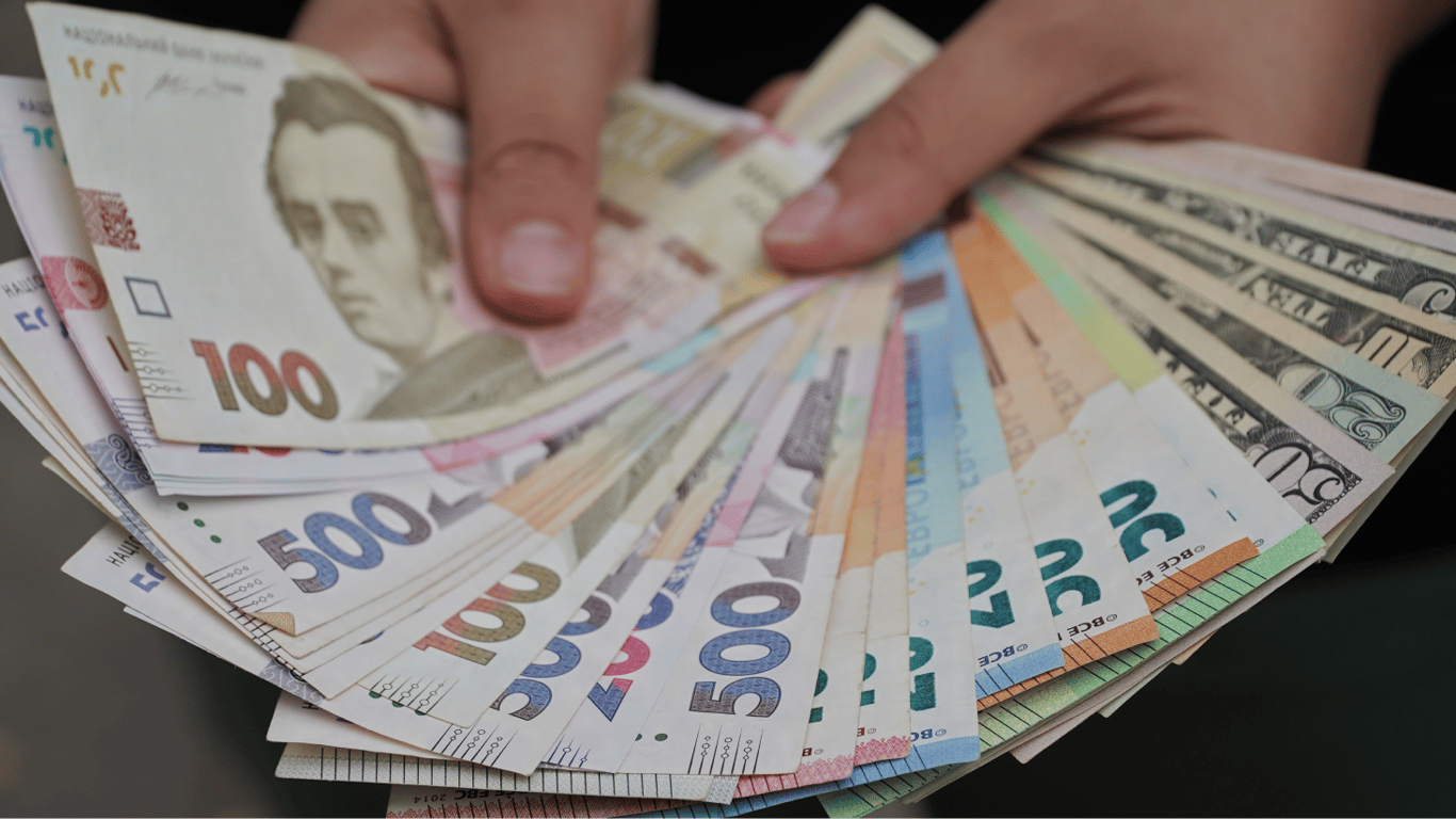 Mindestlohn in Polen und Deutschland - wie hoch werden die Beträge im August sein