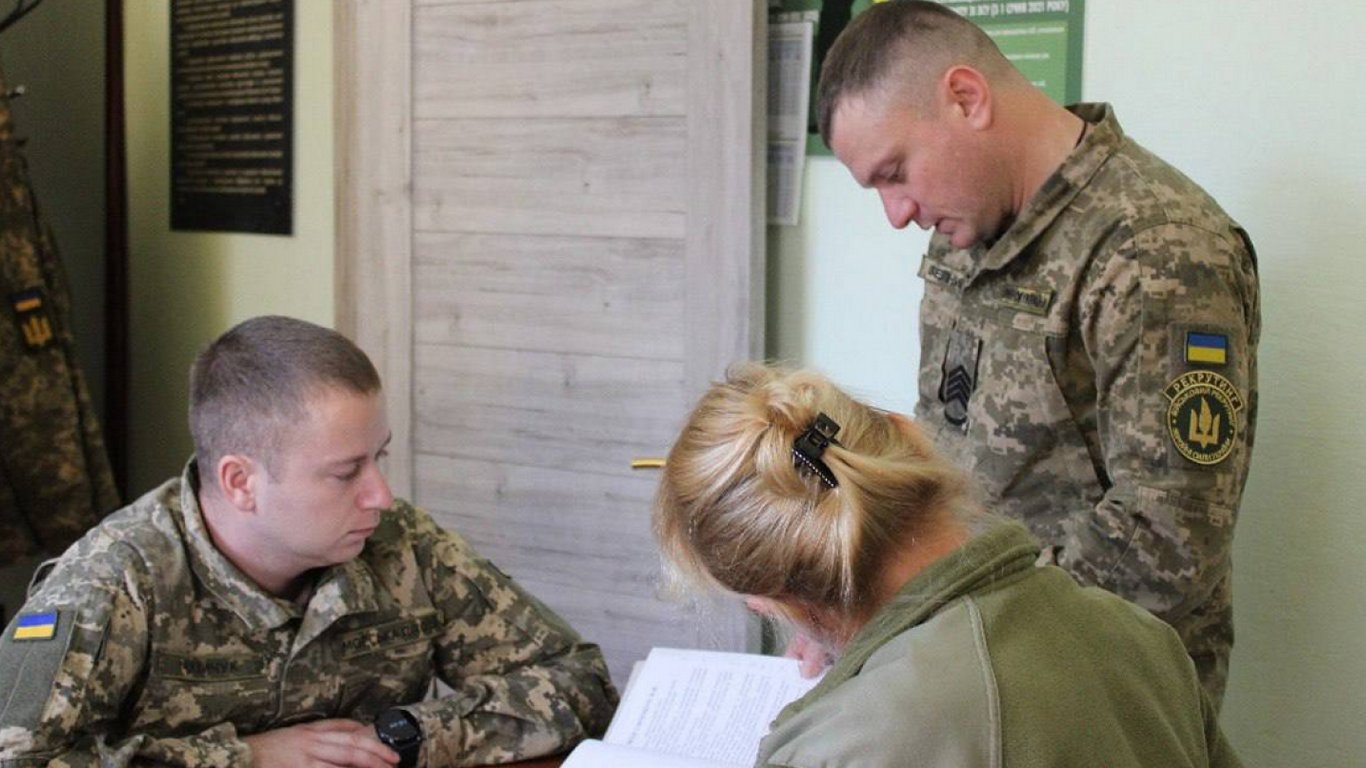 Arbeit als Veteranenbegleiter - welche Bedingungen und Gehälter gibt es