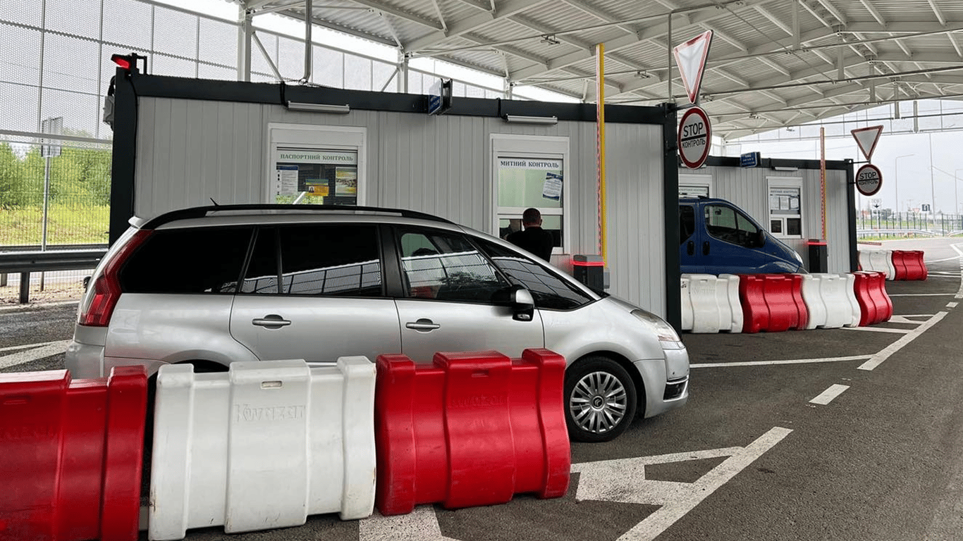 Long queues at the border with Poland: the current situation at the checkpoints as of August 9