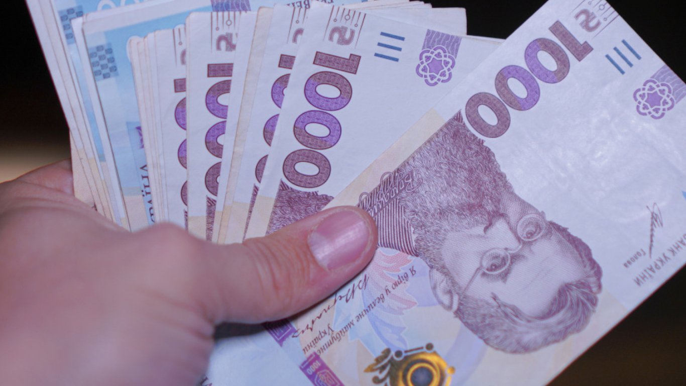 UNHCR continues payments of 10.8 thousand UAH in frontline communities: who will receive assistance