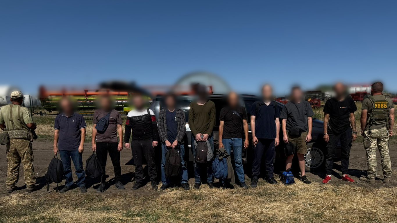 In Odesa Region, the organizers of the scheme for the illegal transportation of conscripts were arrested: what threatens them