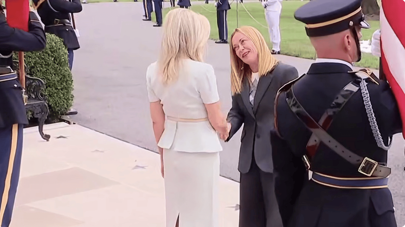 Європейські лідери прибули до Білого дому: деталі зустрічі з Трампом