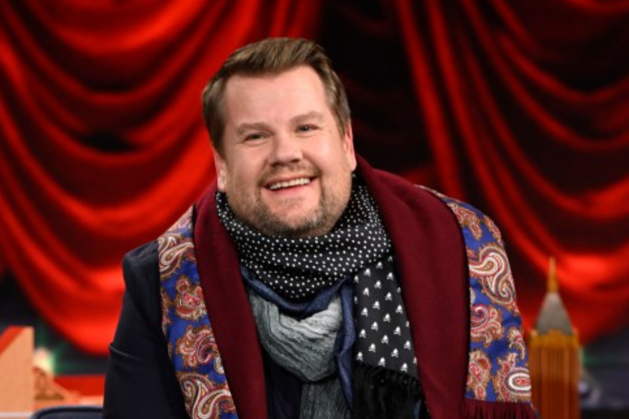 Джеймс Корден перетворив передній двір на парковку: що змусила зробити рада