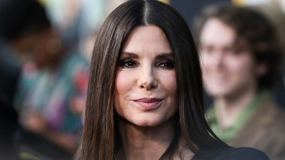 reason for the breakup of Sandra Bullock and Jesse James