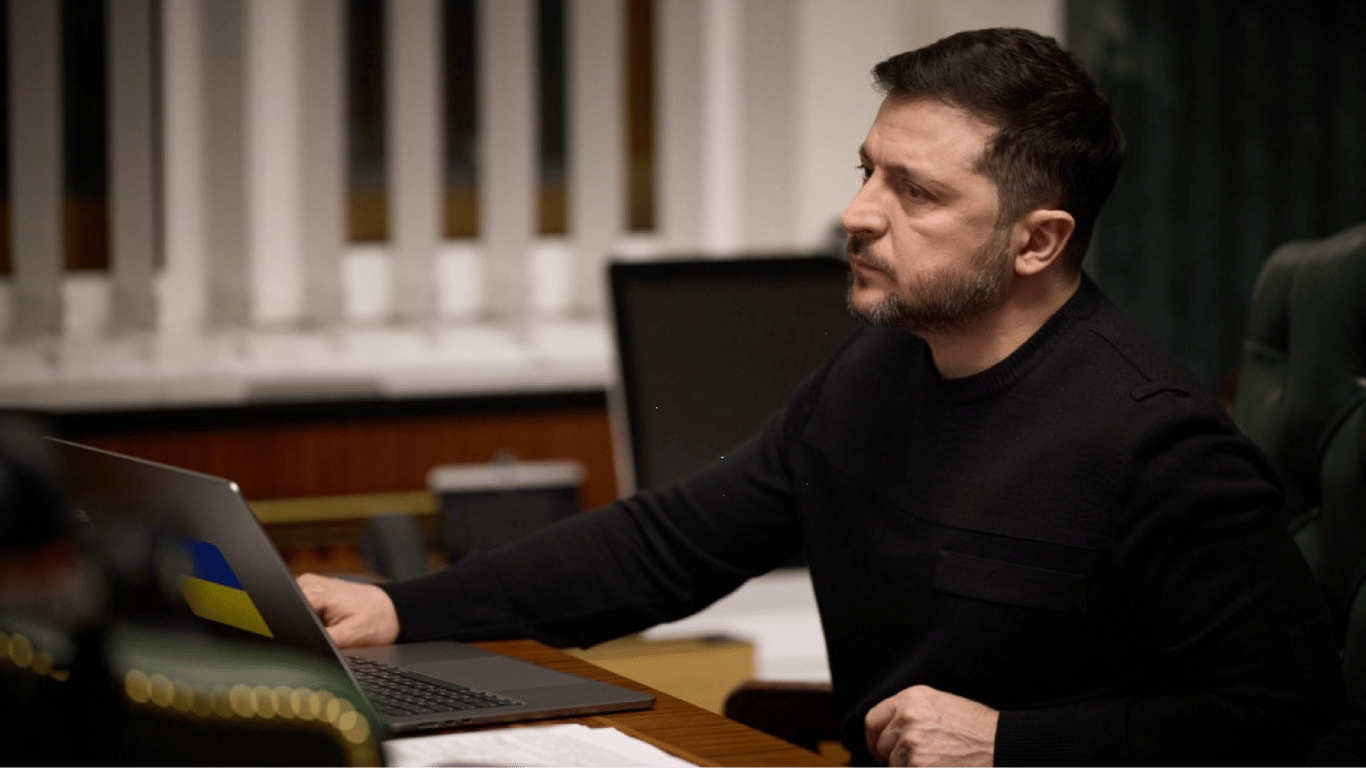 Zelenski alarmuje: 80% terytorium Ukrainy bez osłony przed pociskami balistycznymi