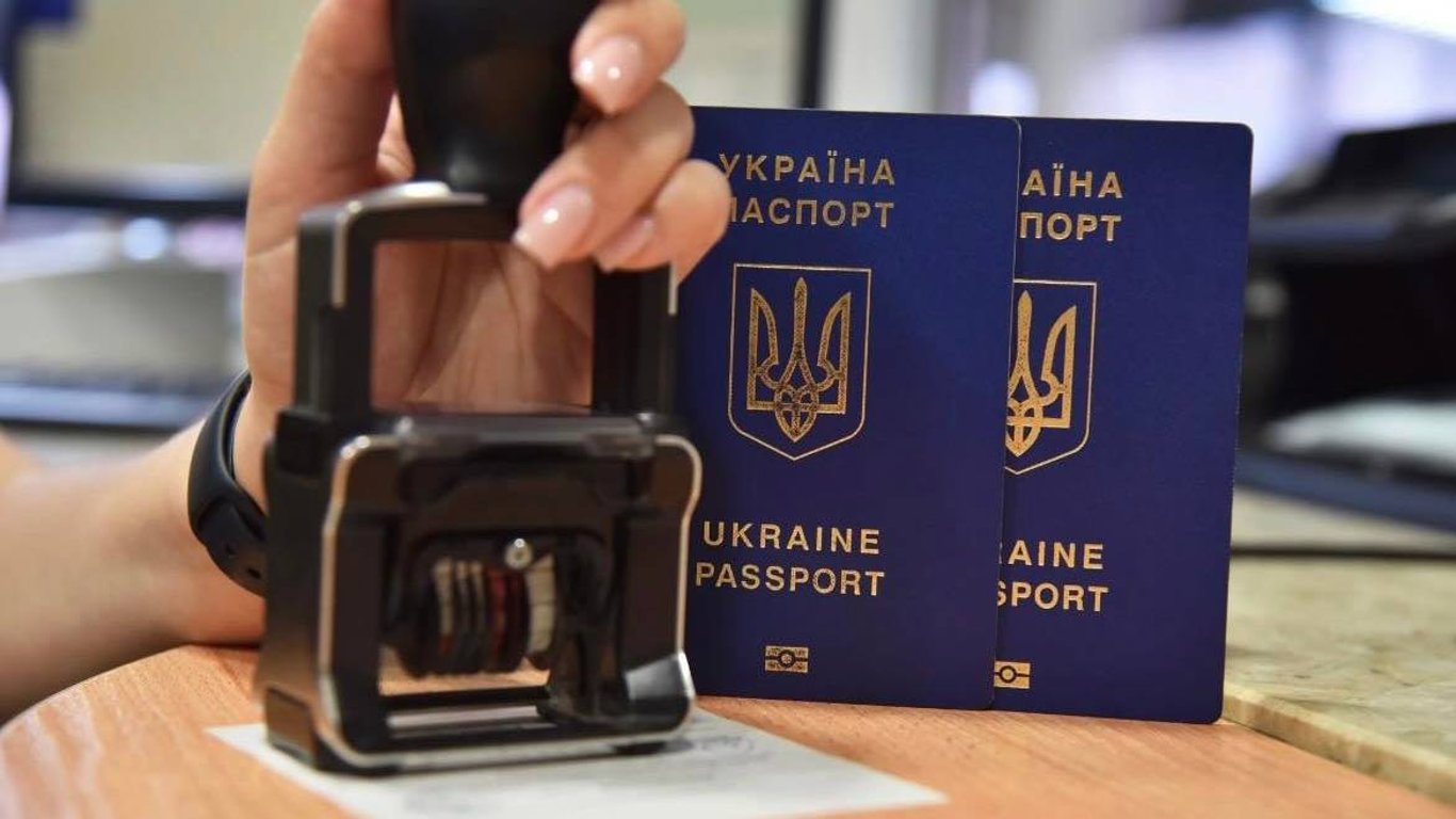 Jak zdobyć szwajcarski lub austriacki paszport? Kluczowe informacje dla Ukraińców