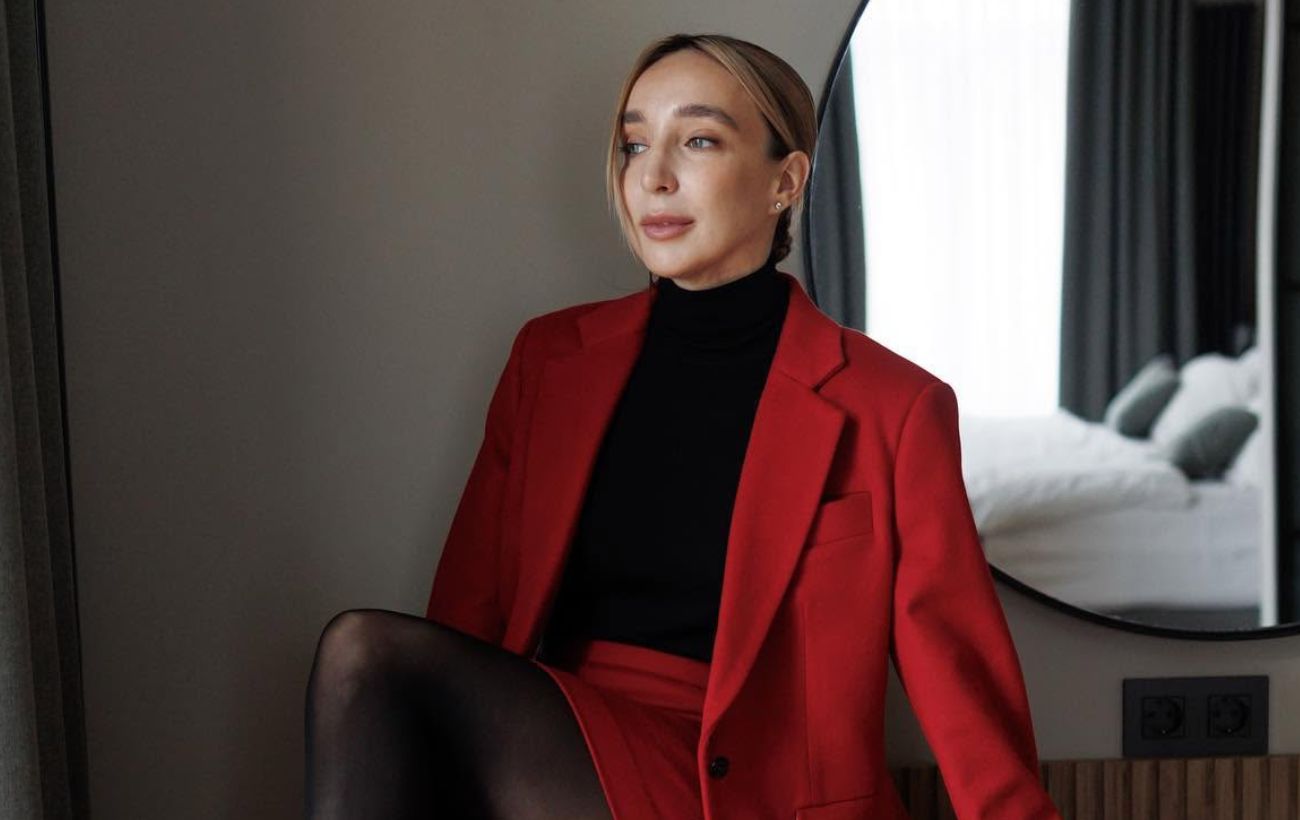 Olena Mandziuk biography