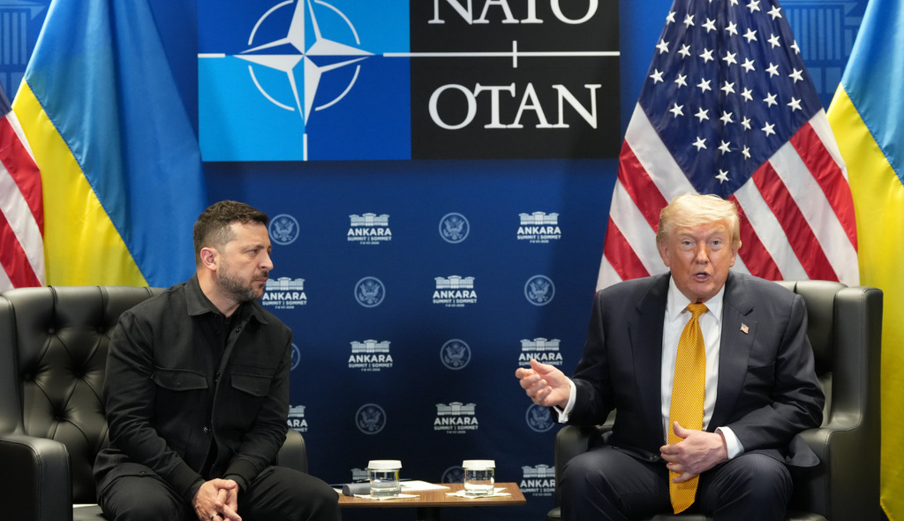 Trump Vows to Close Ukrainian Airspace if Russia Launches Another Attack