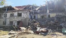 Російські обстріли Херсона: загинула жінка, 13 людей поранено