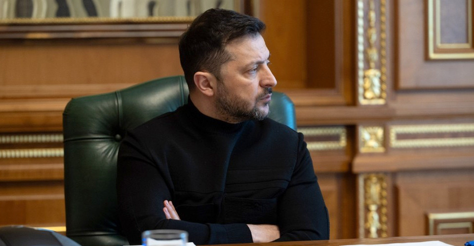 Зеленський вводить санкції проти осіб