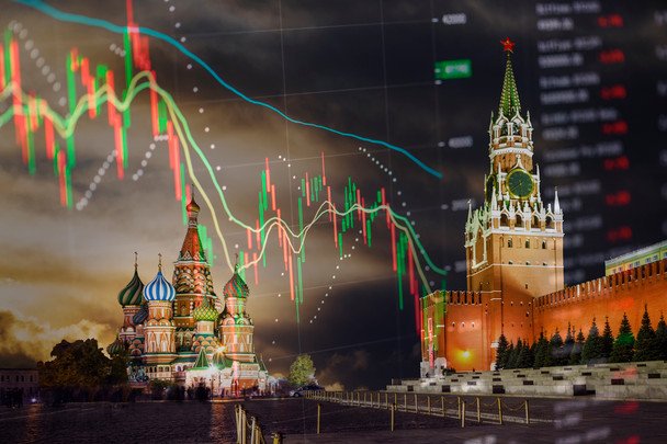 Экономика России под давлением: как военные расходы и сокращение резервов меняют страну