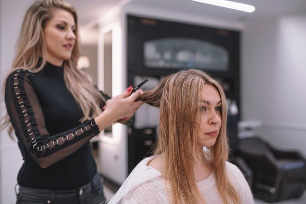 Стрижки для повного обличчя