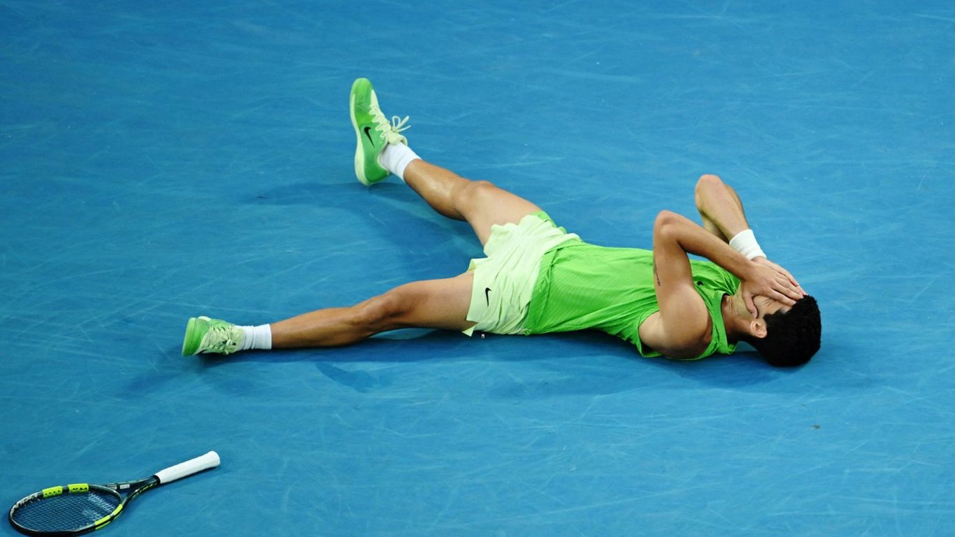Australian Open 2026: historyczny półfinał Alcaraza. Po 5,5-godzinnej walce pokonał Zvereva