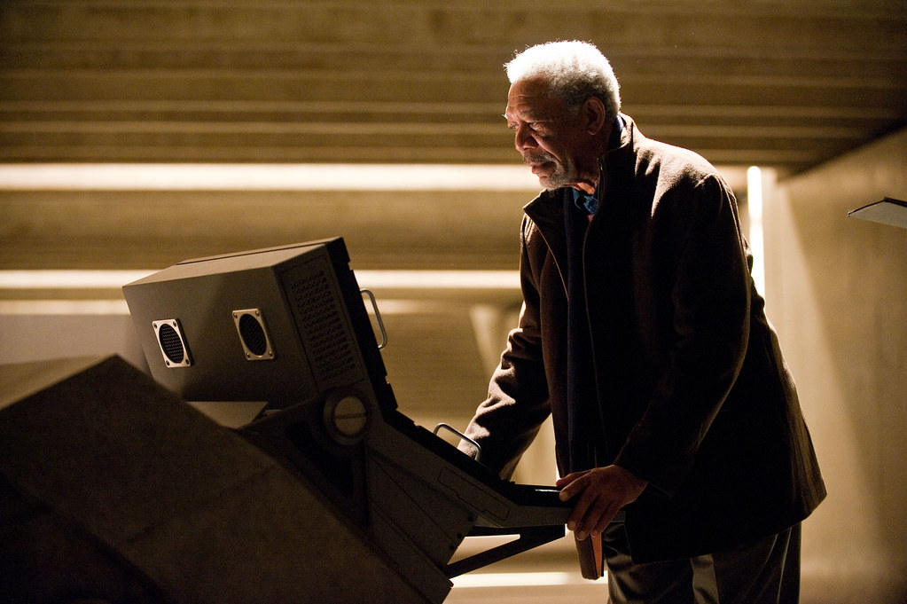 Morgan Freeman – Lucius Fox