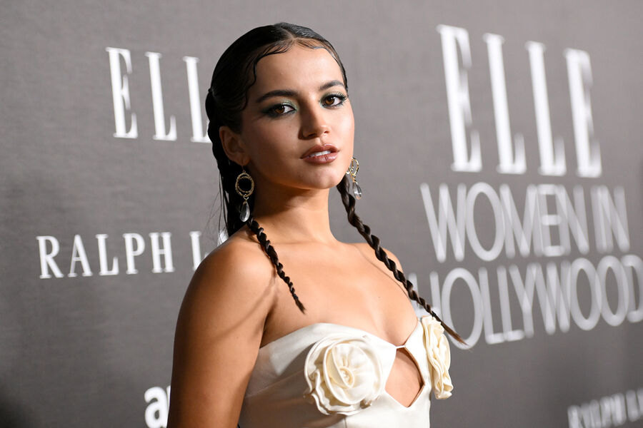 Isabela Moner – Isabella
