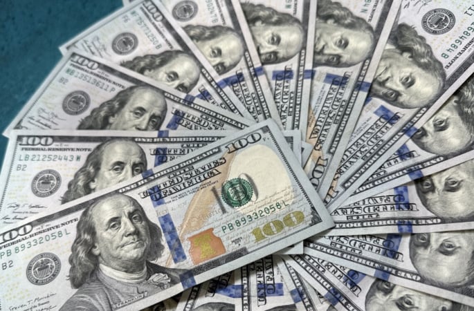 Ukrainische Währung legt zu: Nationalbank fährt Devisenmarkt-Interventionen drastisch zurück