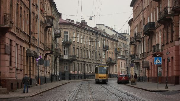 Львівщина переходить на дистанційну роботу та навчання через погіршення погоди
