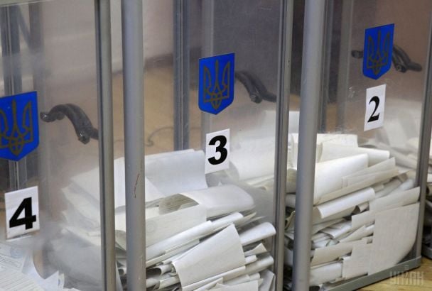 Online Voting in Ukraine: Expert Calls It a Gift for Russia