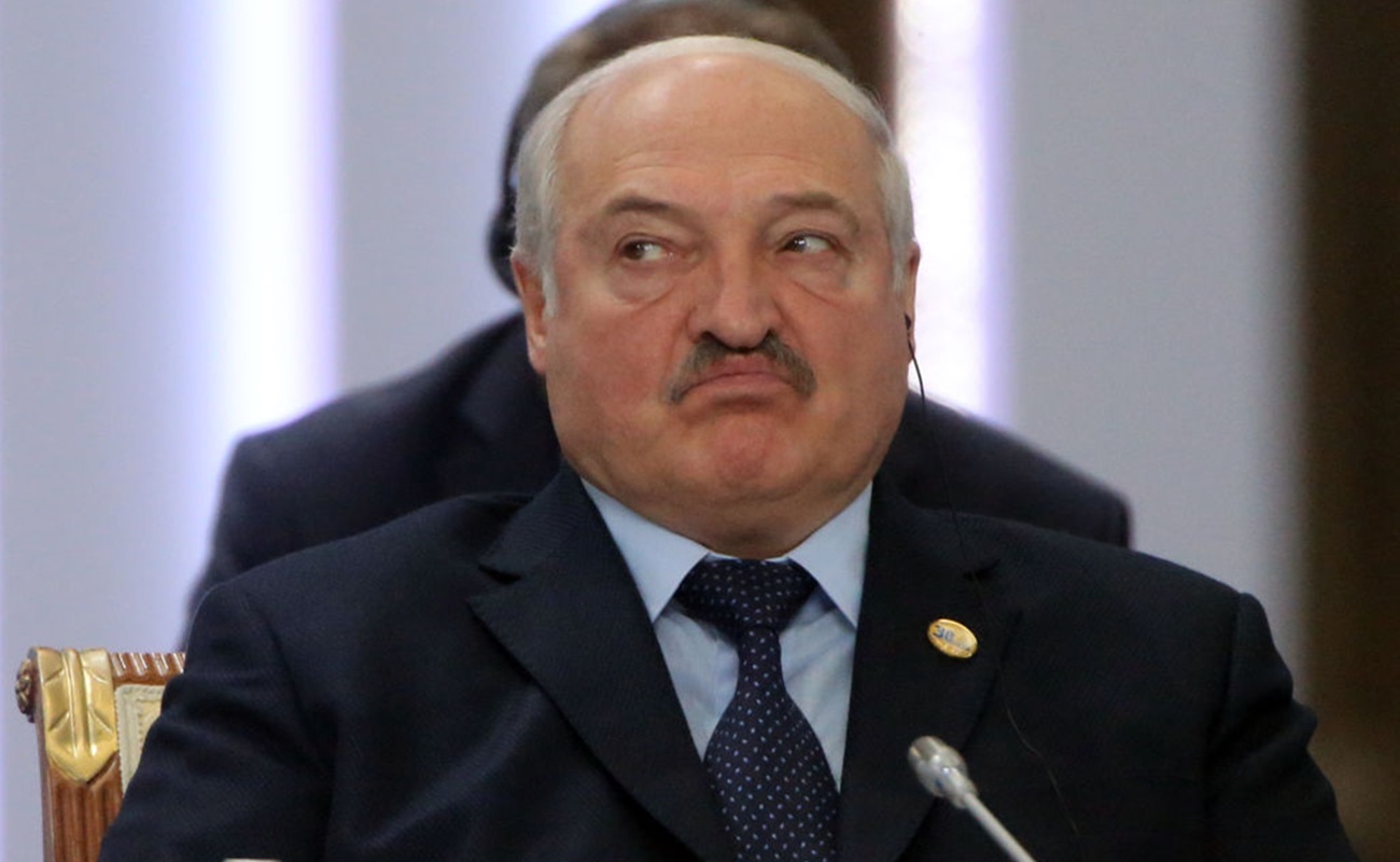 Лукашенко вибачається перед Зеленським