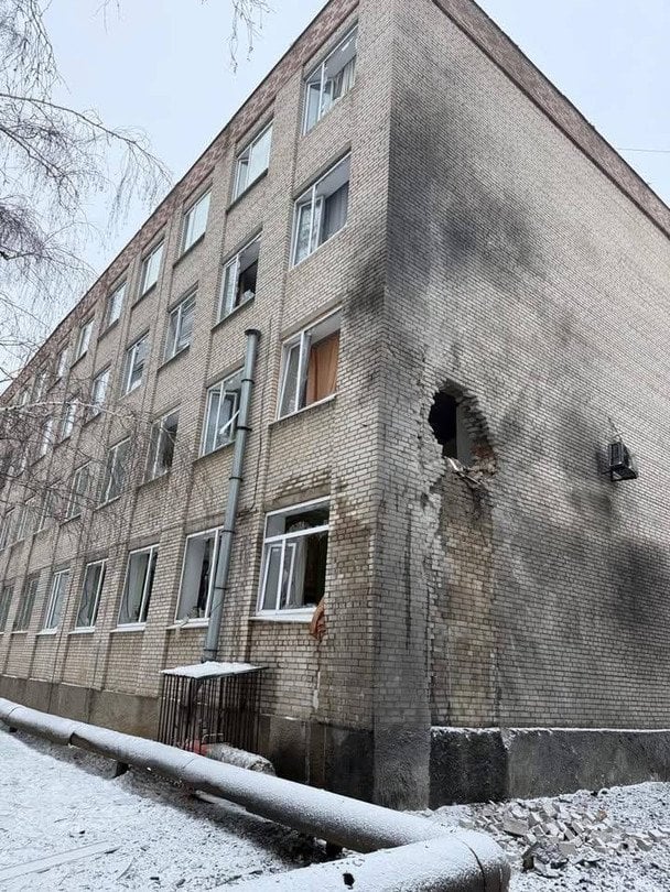 Обстрел Винницкой области: повреждения в учебном заведении и общежитиях