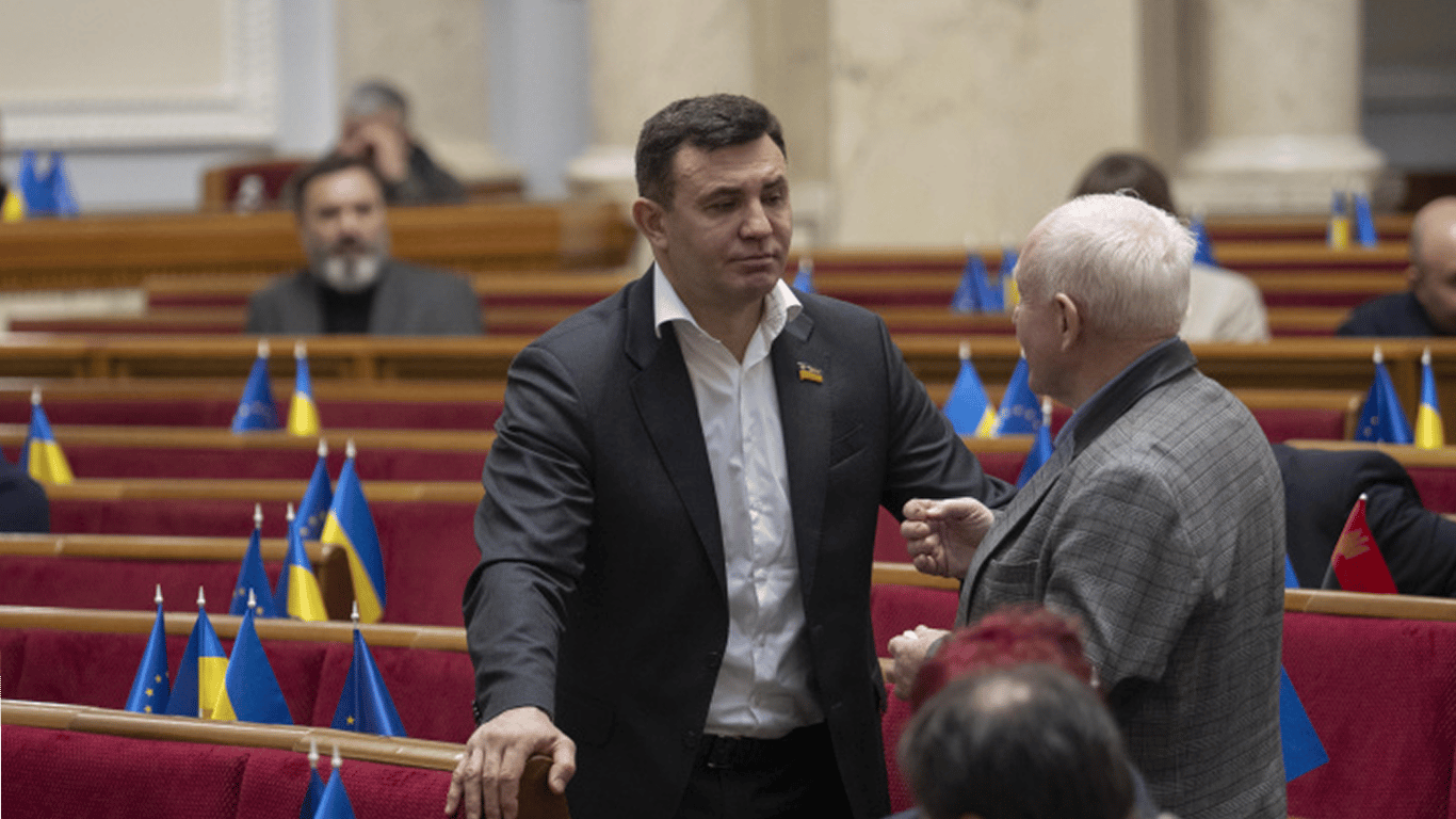 Микола Тищенко у групі Відновлення України