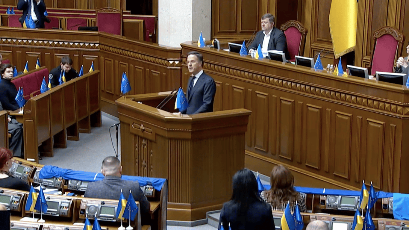 NATO Secretary General Tells Ukrainian Parliament: Alliance Supplies 75% of Frontline Missiles, 90% of Air Defense