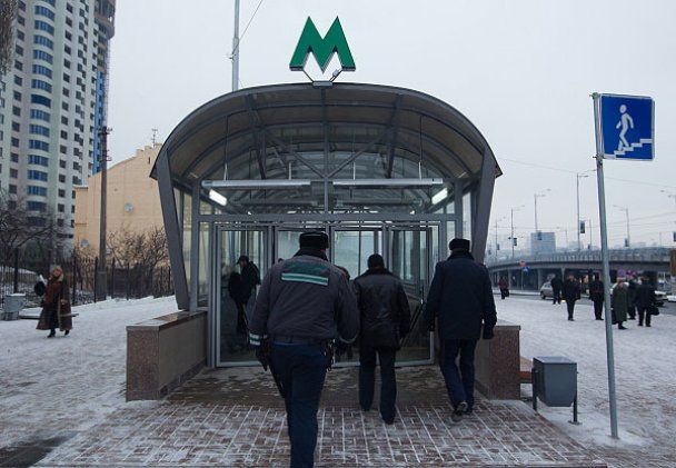 Место происшествия у метро Демеевская