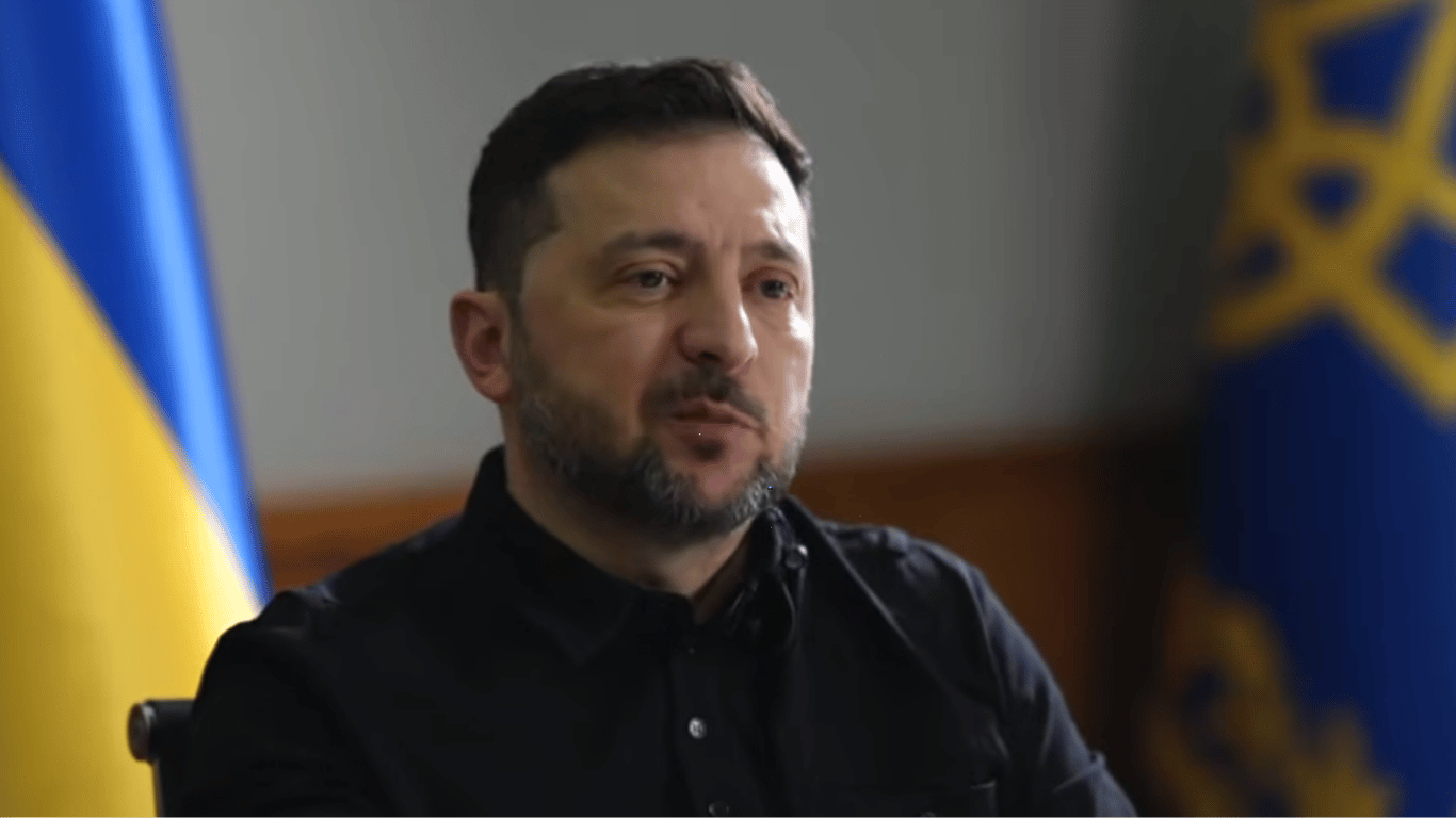 Miesięczny bilans wojny: ile Rosja traci żołnierzy, a ile ich ściąga na front