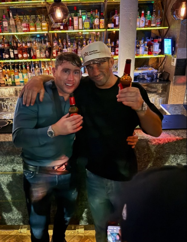 Даррен Тілл нокаутував Люка Рокхолда: екс-зірки UFC завершили ворожнечу в Манчестері