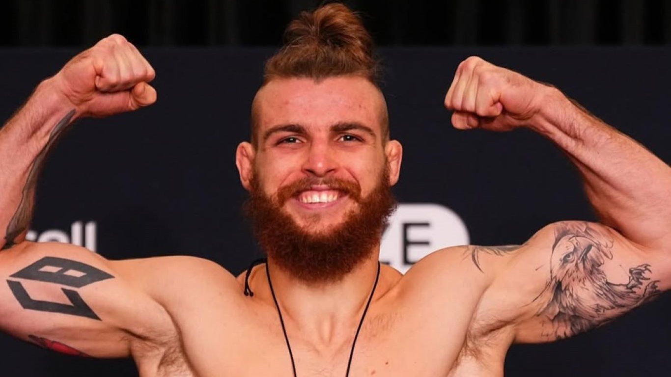 Донченко нокаутує суперника на UFC