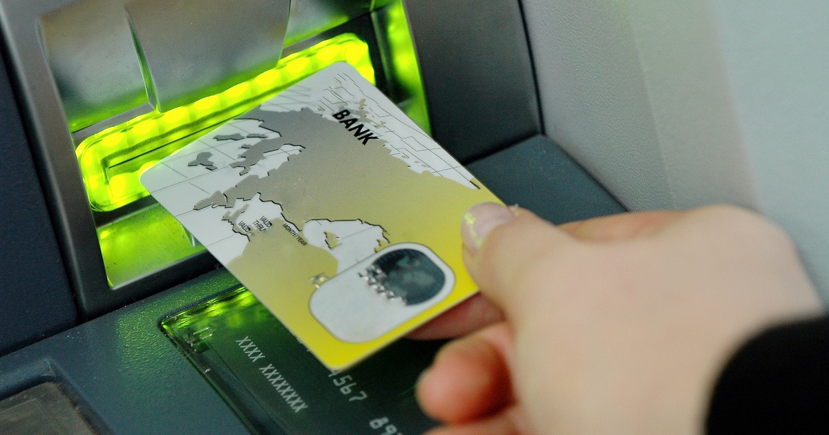 how to apply for a foreign currency card at PrivatBank