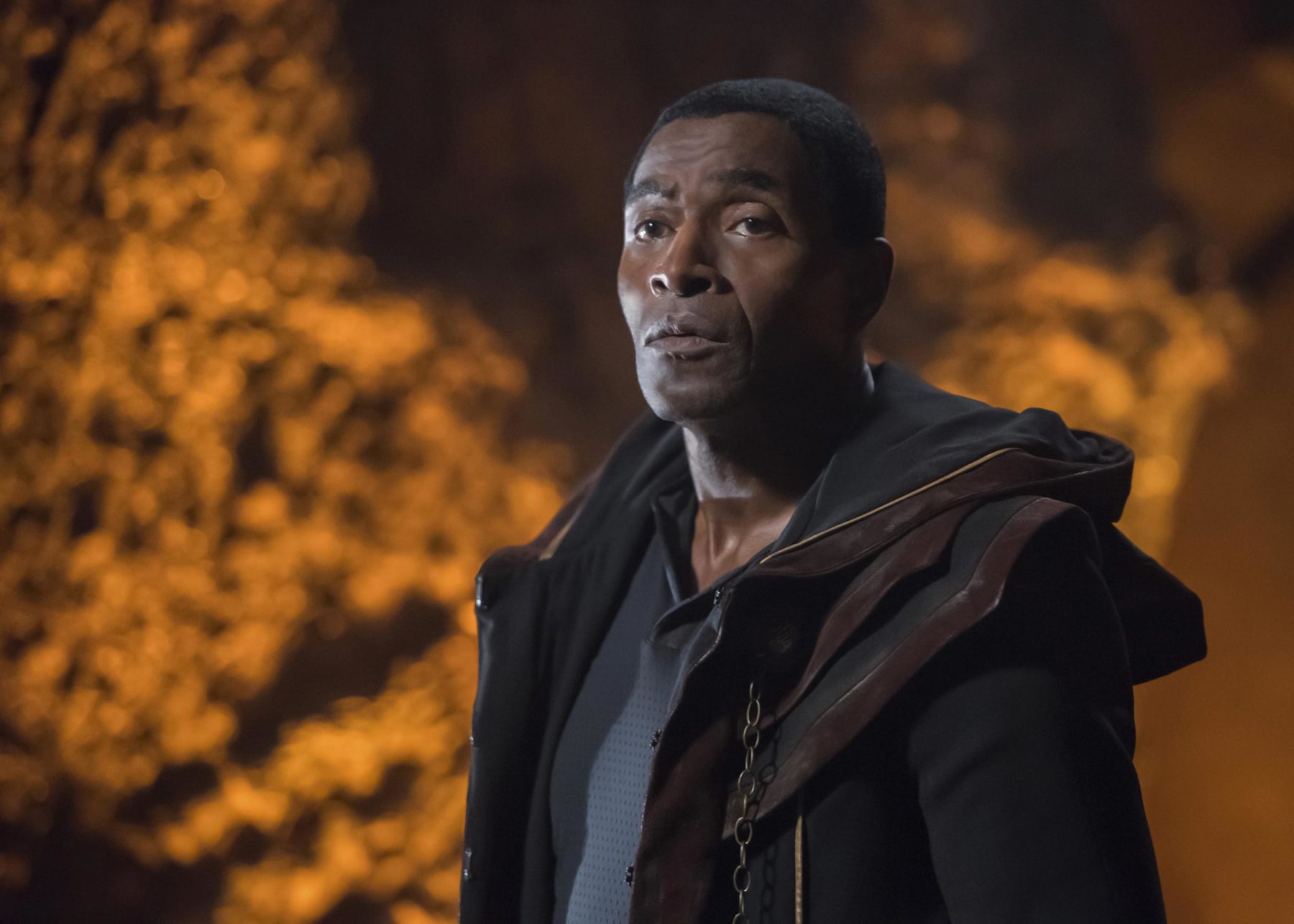 Carl Lumbly 