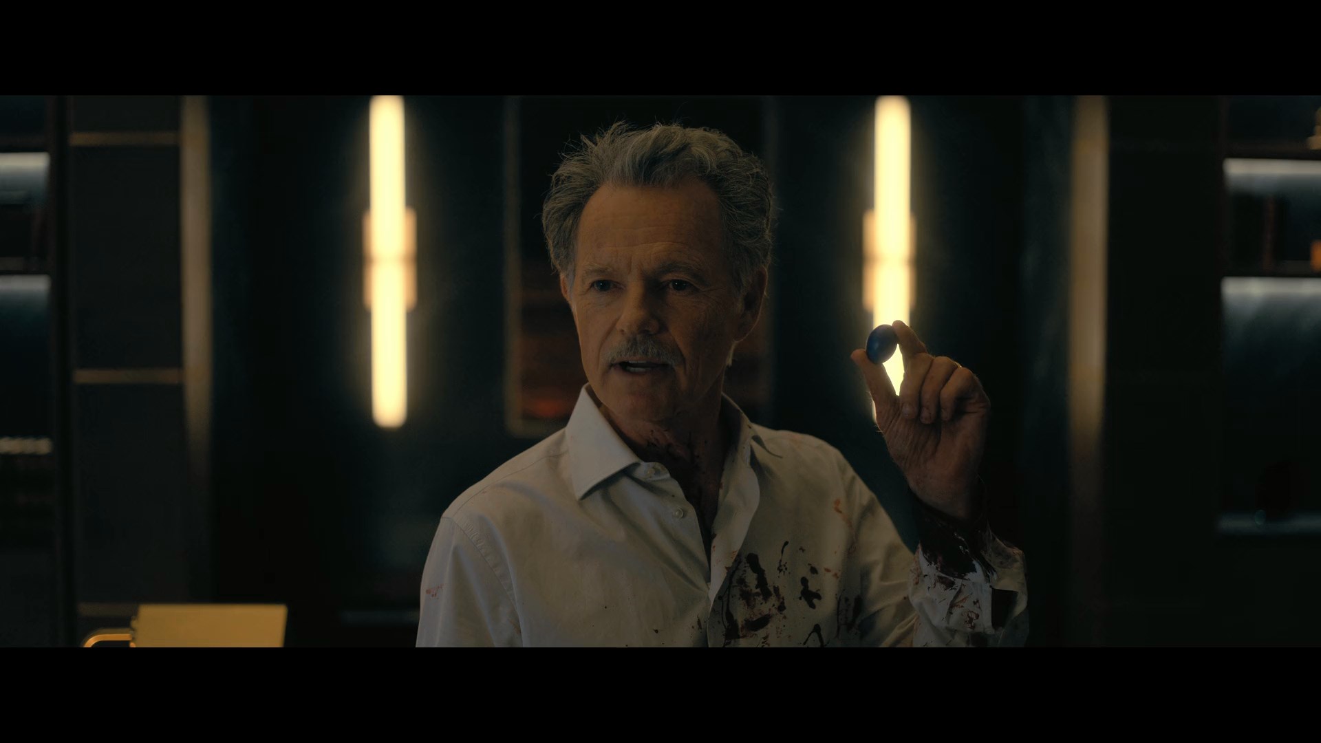 Bruce Greenwood — Roderick Usher