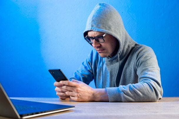 Киберпреступники требуют паспорта и селфи: как защитить свои данные