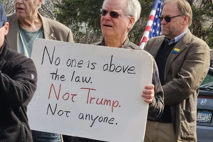 American veterans protest against Trump