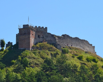 Die Schätze der Königin Bona, Vampire und Geister: welche Burg in der Ukraine zieht wie ein Magnet an