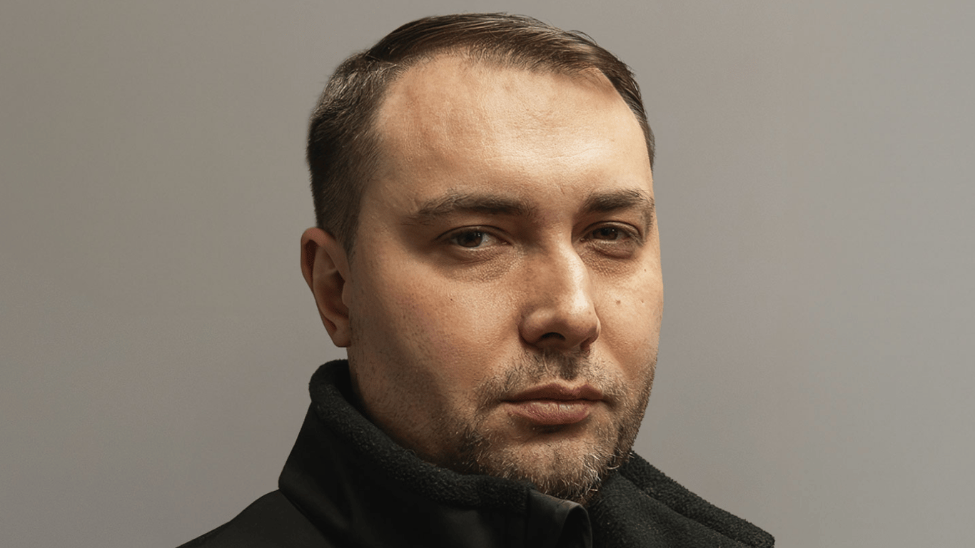 Сотні захисників повернулися додому