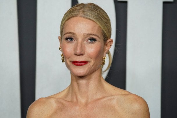 Gwyneth Paltrow Appears at Premiere with Adult Children for the First Time in Years