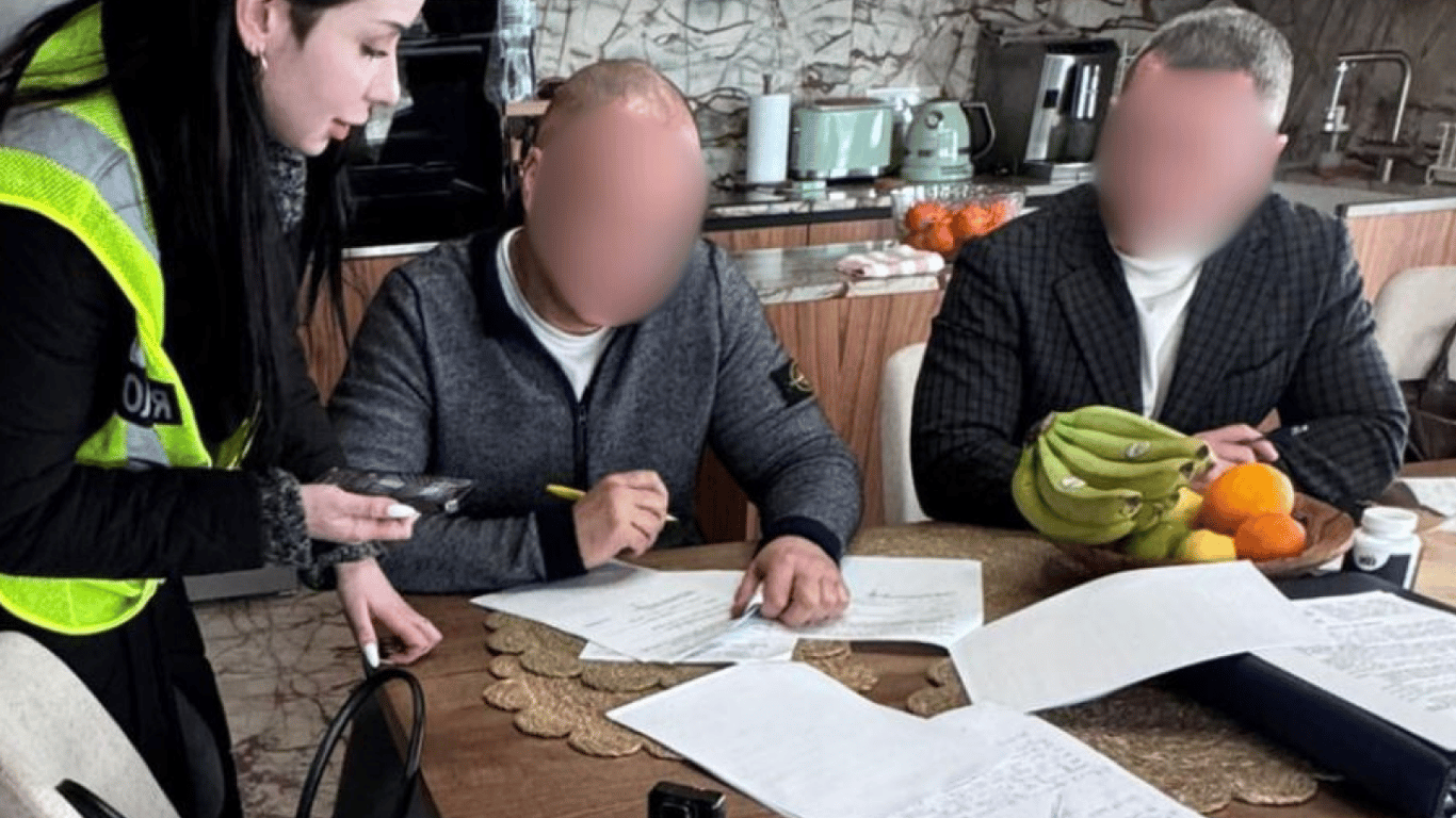 Екснардеп і самовільне будівництво