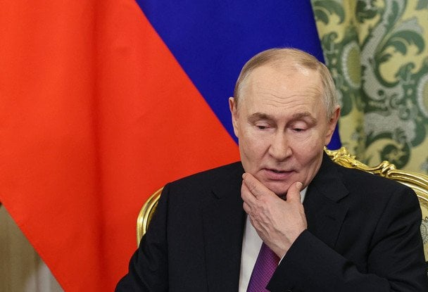 Росіяни на кухні обговорюють кризу