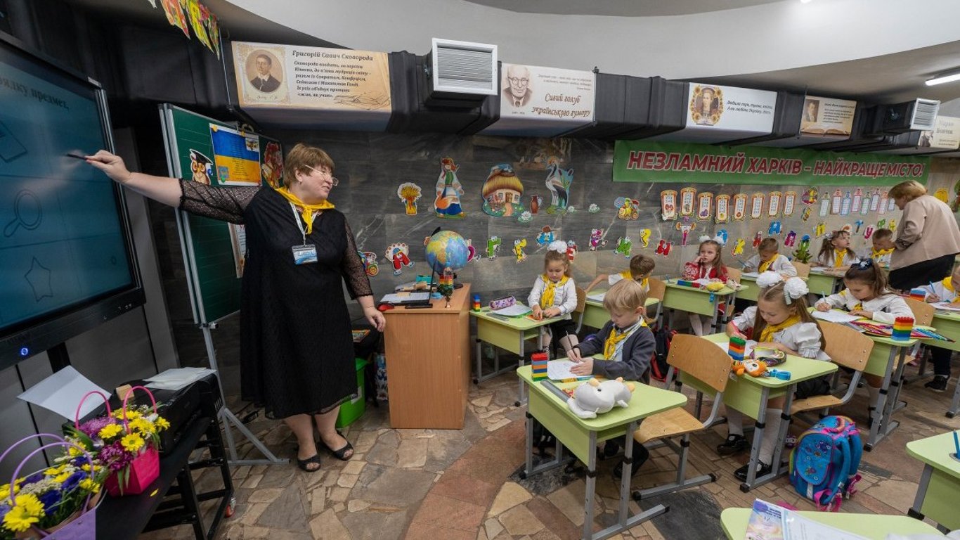 Зростання зарплат вчителів в Україні