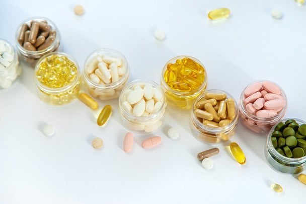 Przeterminowane leki nie tylko są bezużyteczne: które preparaty stają się niebezpieczne