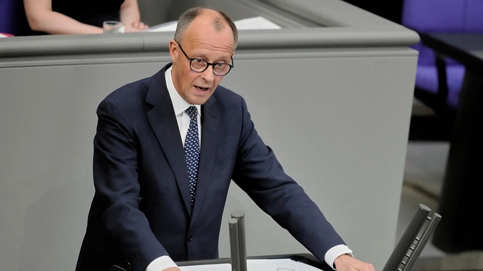 Мерц запропонував Женеву для переговорів про перемир'я між Україною та Росією