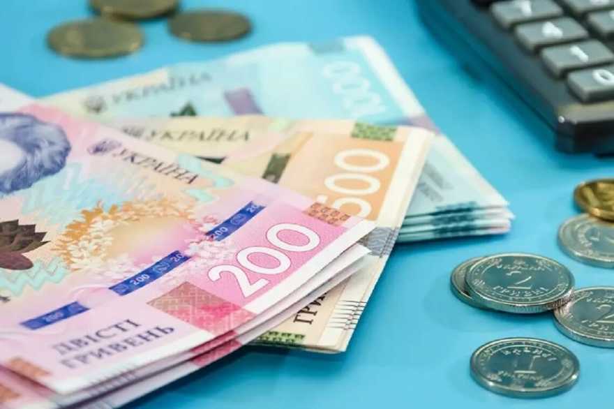 Pracującym emerytom przeliczono wypłaty: kto otrzymał dodatek