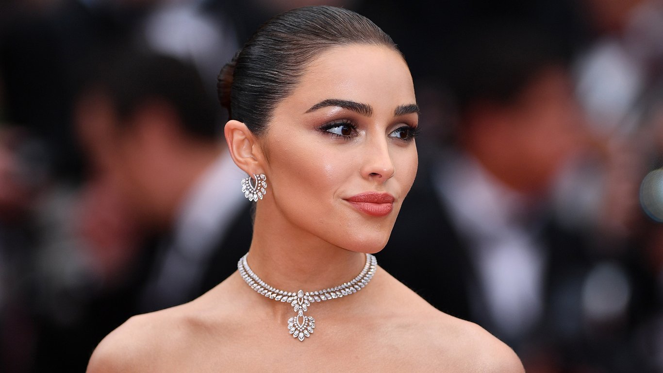 Olivia Culpo i jej kuchnia: inspiracja w białym marmurze i drewnie