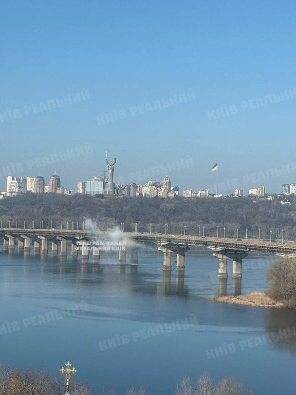 Витік теплоносія на мосту Патона