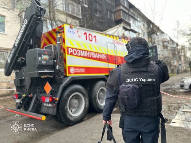 Обстрел Киева: повреждены 20 трамваев и остановлено движение электротранспорта