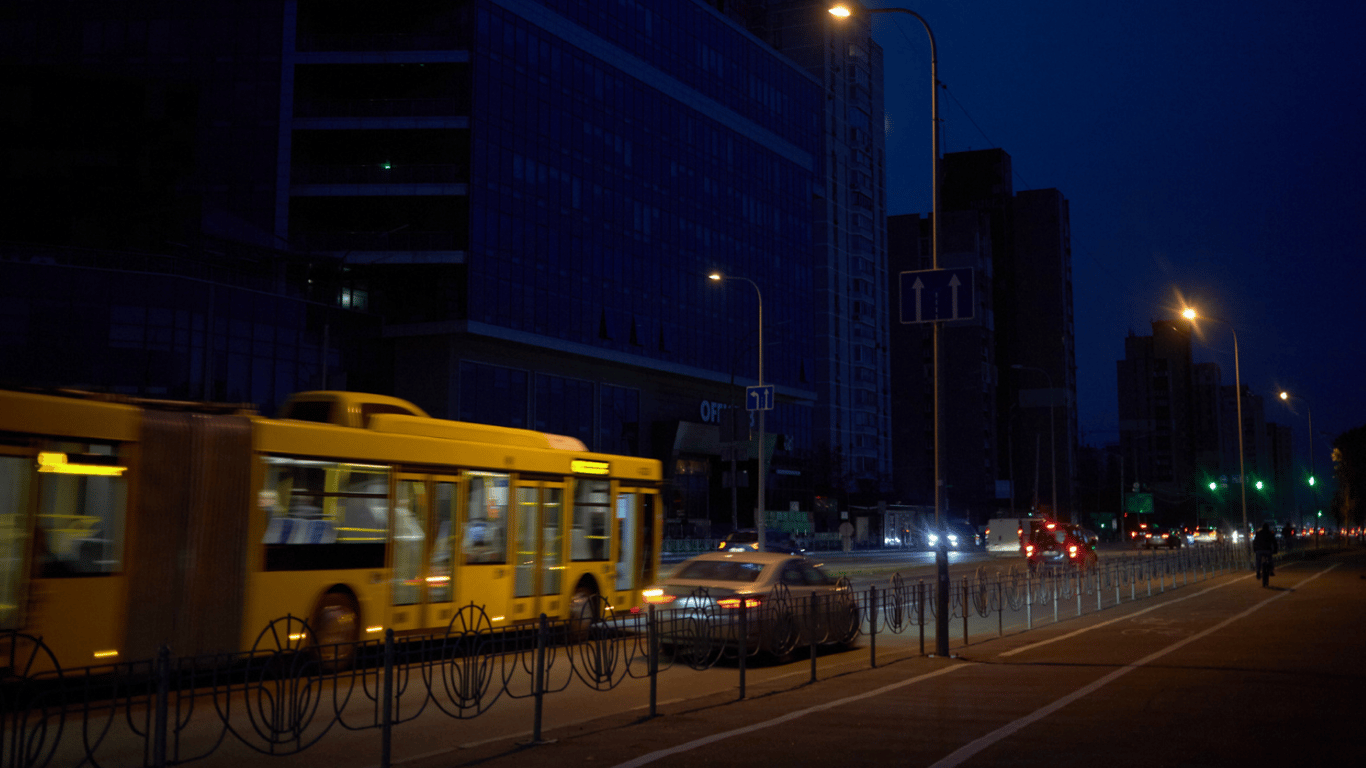 Відключення світла з 23 березня