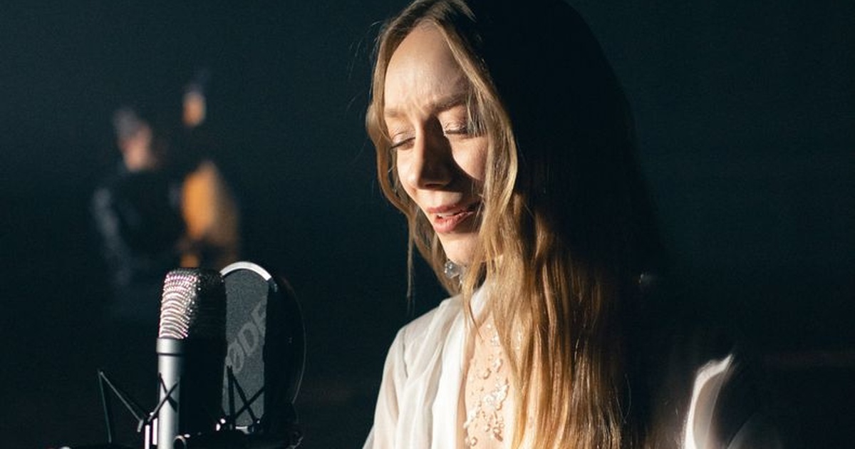 After Eurovision 2026, LELÉKA Drops 'Zori' Music Video Featuring a String Quartet and Bandura