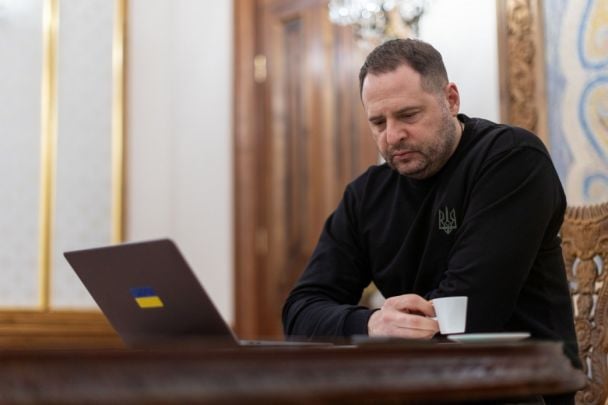 Durchsuchungen bei Jermak: Polen erklärt unveränderte Unterstützung für die Ukraine